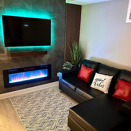 Niagara Getaway Across Fallsview 외부 사진